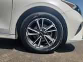 Thumbnail of 2023 Snow White Pearl Kia Forte