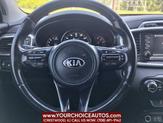 Thumbnail of 2017 Snow White Pearl Kia Sorento