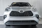 Thumbnail of 2023 Celestial Silver Toyota Highlander