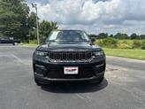 Thumbnail of 2022 Diamond Black Jeep Grand Cherokee