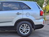 Thumbnail of 2015 SILVER Kia Sorento