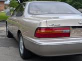 Thumbnail of 1995 Gold Lexus ES 300