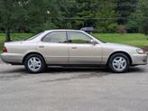 Thumbnail of 1995 Gold Lexus ES 300