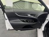 Thumbnail of 2022 Oxygen White Toyota Mirai
