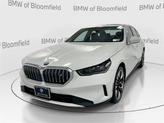 Photo of 2025 Alpine White BMW i5