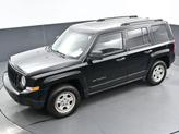 Thumbnail of 2016 Black Clearcoat Jeep Patriot