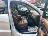 Thumbnail of 2016 White Jeep Grand Cherokee