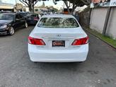 Thumbnail of 2007 White Lexus ES 350