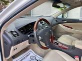 Thumbnail of 2007 White Lexus ES 350