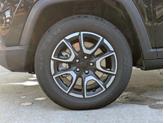 Thumbnail of 2024 Diamond Black Crystal Pearlcoat Jeep Compass