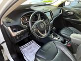 Thumbnail of 2016 Bright White Clearcoat Jeep Cherokee