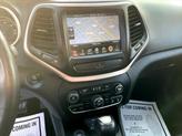 Thumbnail of 2016 Bright White Clearcoat Jeep Cherokee