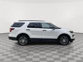 Thumbnail of 2018 White Platinum Metallic Tri-Coat Ford Explorer