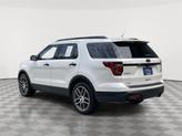 Thumbnail of 2018 White Platinum Metallic Tri-Coat Ford Explorer
