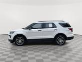 Thumbnail of 2018 White Platinum Metallic Tri-Coat Ford Explorer