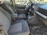 Thumbnail of 2017 Bright White Clearcoat Jeep Compass