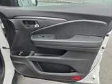 Thumbnail of 2022 Platinum White Pearl Honda Pilot