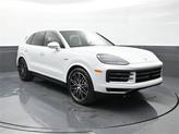 Thumbnail of 2025 Carrara White Metallic Porsche Cayenne