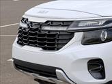 Thumbnail of 2026 Clear White/Black Top Kia Seltos