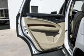 Thumbnail of 2017 White Diamond Pearl Acura MDX