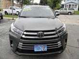Thumbnail of 2017 Alumina Jade Metallic Toyota Highlander