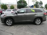 Thumbnail of 2017 Alumina Jade Metallic Toyota Highlander