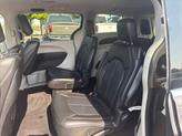 Thumbnail of 2019 Granite Crystal Metallic Clearcoat Chrysler Pacifica
