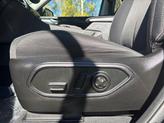 Thumbnail of 2023 Diamond Black Crystal Pearlcoat Jeep Grand Cherokee