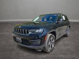 Thumbnail of 2023 Diamond Black Crystal Pearlcoat Jeep Grand Cherokee