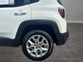 Thumbnail of 2018 Alpine White Jeep Renegade