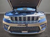 Thumbnail of 2025 Diamond Black Crystal Pearlcoat Jeep Grand Cherokee