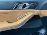Thumbnail of 2023 Black Sapphire Metallic BMW X7