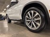 Thumbnail of 2019 Mineral White Metallic BMW X3