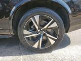 Thumbnail of 2020 Onyx Black Metallic Volvo XC90