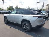 Thumbnail of 2025 Silver Zynith Clearcoat Jeep Wagoneer S