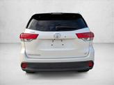 Thumbnail of 2018 Blizzard Pearl Toyota Highlander