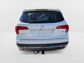 Thumbnail of 2016 White Diamond Pearl Honda Pilot