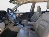 Thumbnail of 2016 White Diamond Pearl Honda Pilot