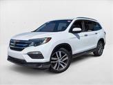 Photo of 2016 White Diamond Pearl Honda Pilot