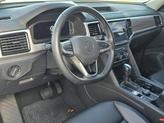 Thumbnail of 2022 Oryx White Pearl Effect Volkswagen Atlas