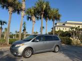 Photo of 2013 Silver Toyota Sienna