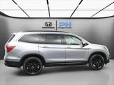 Thumbnail of 2022 Lunar Silver Metallic Honda Pilot