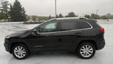 Thumbnail of 2017 Diamond Black Crystal Pearlcoat Jeep Cherokee