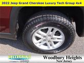 Thumbnail of 2022 Velvet Red Pearlcoat Jeep Grand Cherokee