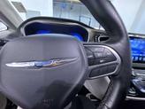 Thumbnail of 2017 Brilliant Black Crystal Pearlcoat Chrysler Pacifica