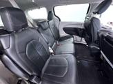Thumbnail of 2017 Brilliant Black Crystal Pearlcoat Chrysler Pacifica
