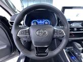 Thumbnail of 2025 Magnetic Gray Metallic Toyota Highlander