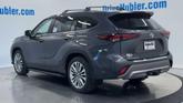 Thumbnail of 2025 Magnetic Gray Metallic Toyota Highlander