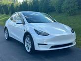 Thumbnail of 2020 Pearl White Multi-Coat Tesla Model Y