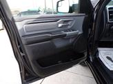 Thumbnail of 2022 Diamond Black Crystal Pearlcoat RAM 1500